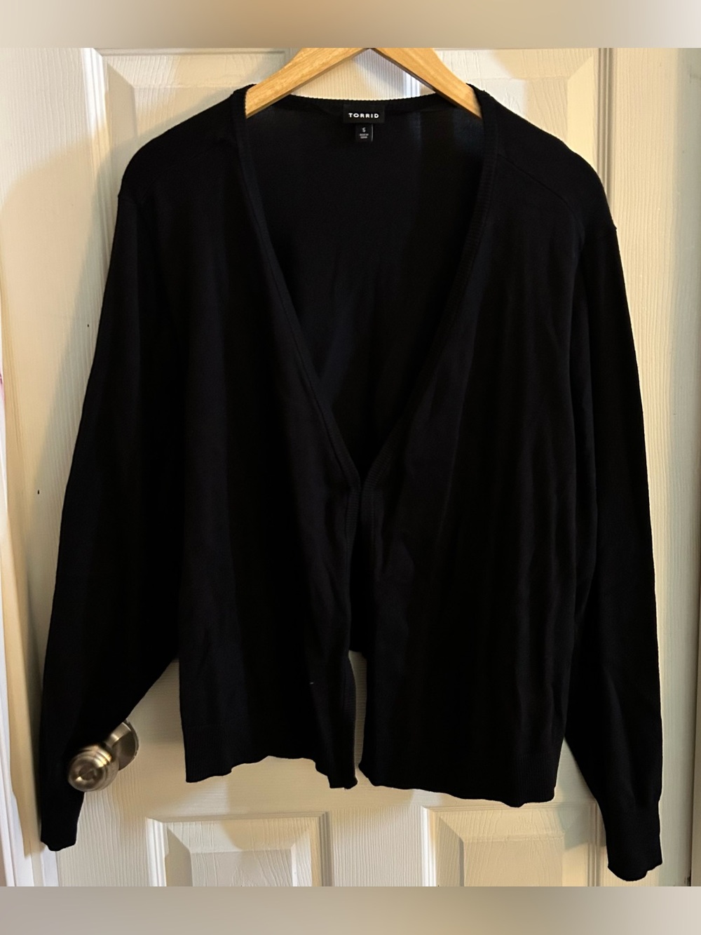 torrid Black Open-Front V-Neck Cardigan